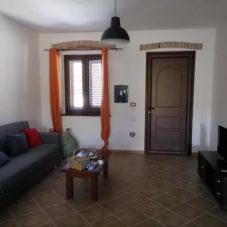 Casa Di Stefano Villa Villamassargia ภายนอก รูปภาพ